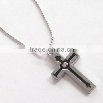 fashion zinc alloy slideways cross pendant necklace