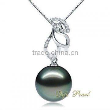 18K Tahitian Pearl Pendant designs