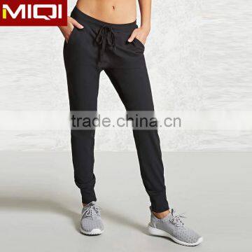 manufactured in China yoga leggings with custom logo black color leggings for women yoga pants