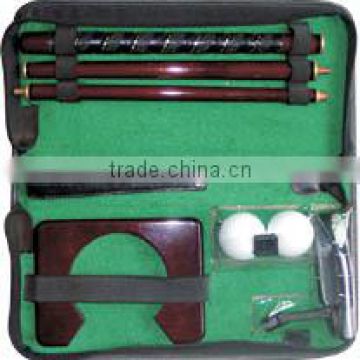 Executive Outdoor and Picnic Golf Gift Set with Easy Carrying Leather golf bag