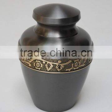 Elegante Brass Urns Manufacturer From Moradabad