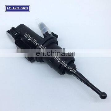 New High Performance Engine Accessories Clutch Master Cylinder OEM KG15065 For Audi Seat VW Accessories Wholesale