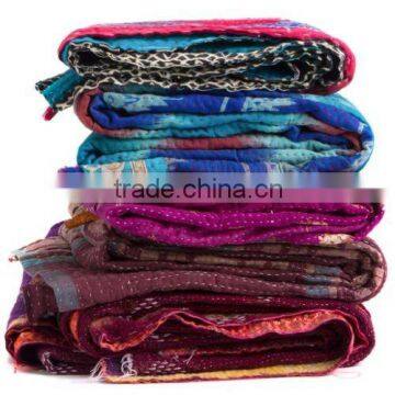 Twin Kantha Quilt, Indian Patchwork Kantha Throw, Reversible Kantha Quilt, Bohemian Kantha Blanket, Indian Sari Quilt, Twin Thr