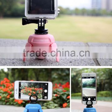selfie robot for mobile phone to take photos with friends