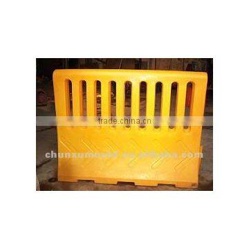 PE traffic barriers , road water barriers with casting roto-moulds