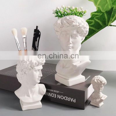 Factory Hot Sale European Home Decoration Art Sculpture Nordic Face Resin Vase Flower Makeup Brush Holder David Head
