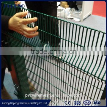 Hot dipped galvanized Anti-climb security fence