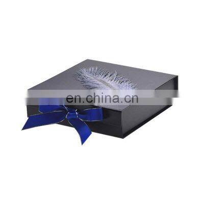 Wholesale luxury magnetic navy blue cardboard presentation gift box