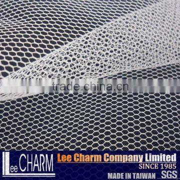 Taiwan 100 Polyester T75D Stiff Strong Hexagon Net Fabric