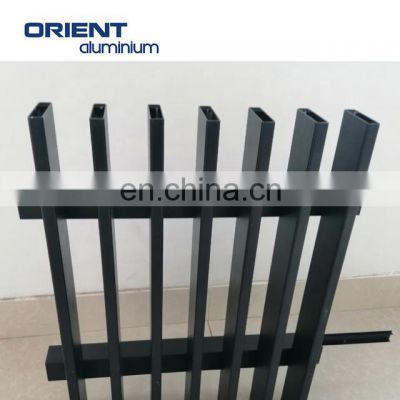 3d welded curved panel fence in decorative garden fence