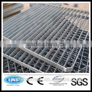 Low carbon steel wire PE coated steel grating (ISO9001)