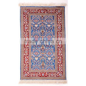Anatolian Silk Carpet (3.7 x 2.7 feet)