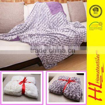 HLHT welcome ODM soft hand feeling plush blanket