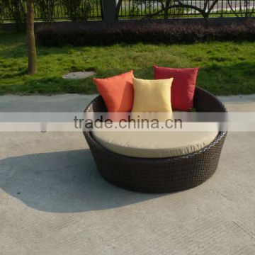 Wicker Couch Fashion Design Rattan Sofa Round Bed CF776
