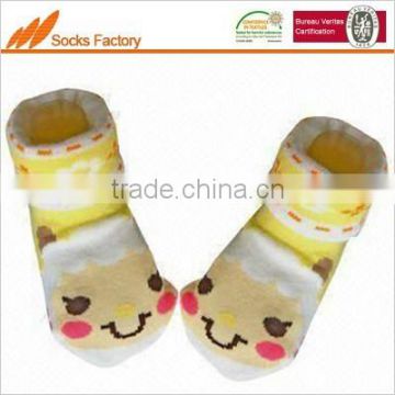 combed cotton baby jaquard 3D socks with handlinked toe kid socks
