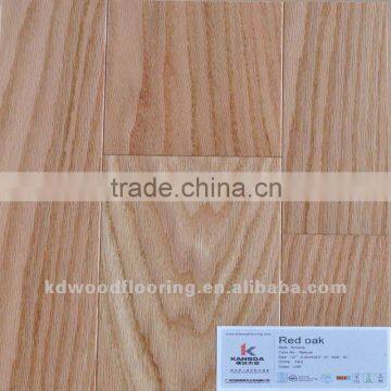 Natural light color red oak engineered wood flooring