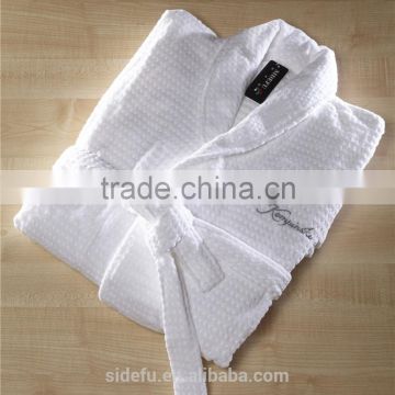 Customized hotel luxury quick dry white shawl collar velour check bathrobe wholesale