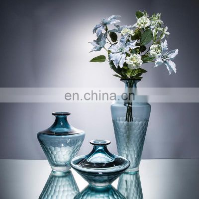 High Quality Decorative Green Handmade Transparent Glass Vase Centerpiece For Home Decor Clear Decoration