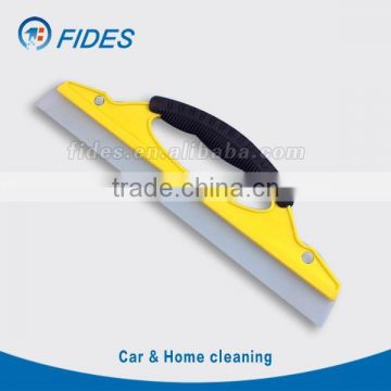 Hand hold silicone water blade for car window wipe