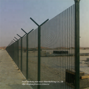 Factory Supply Outdoor Galvanized Powder Coated Wire Mesh 358Fence