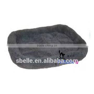 Durable dog cushion dog bed