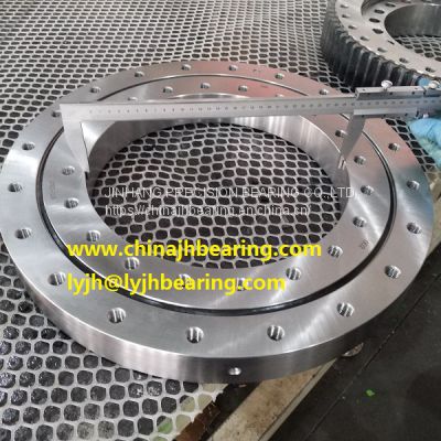 MTO-324T Belong to four point contact ball slewing bearing without teeth520.3x323.85x52.4mm