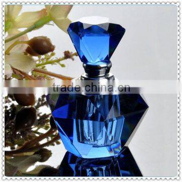 Pretty Faceted Blue Crystal Perfume Bottle For Business Gifts