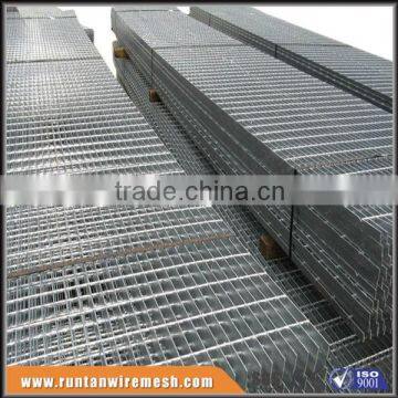 ASTM A36 hot dipped galvanized road pavement galvanized grating (Trade Assurance)