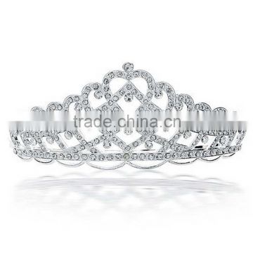 bridal tiara with weaved heart
