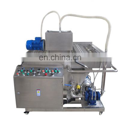 Chocolate decorating machine with sprinkle for granule