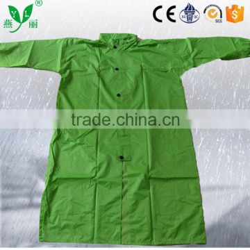 YANLI 100%waterproof,long polyester pvc rain poncho with sleeves/rain poncho for adults