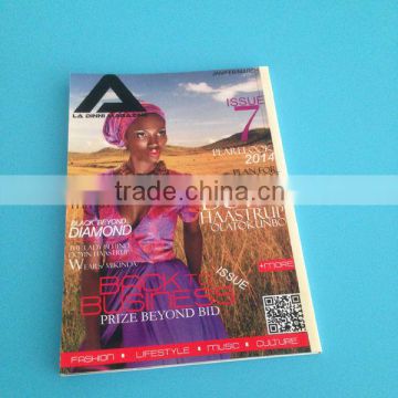 2015 Professional print manufacturer cheap custom colour magazine printing with saddle stitch