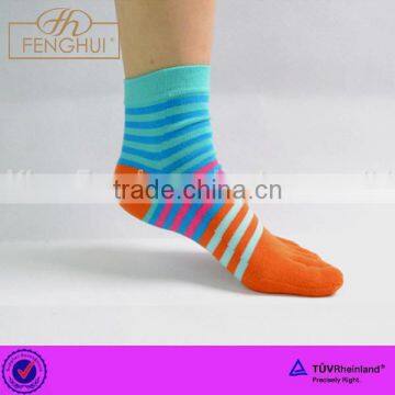 Ms stripe five fingers ankle socks