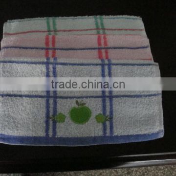 china manufacture hot sale 100% cotton yarn dyed applique embroidery face towel
