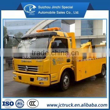 DongFeng 4X2 two split wrecker with crane