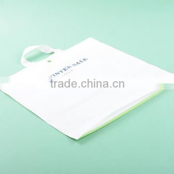 Alibaba gold supplier high quality plastic handle bag with your logo