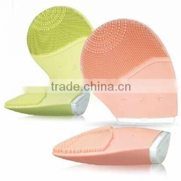 Waterproof silicone deep pore cleansing brush with USB included MR-1385A