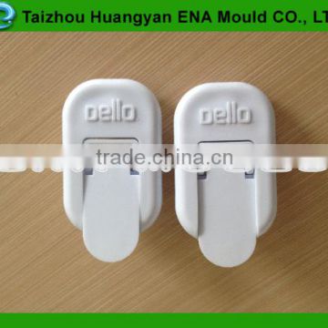 Chinese motorcycle parts plastic injection mould.