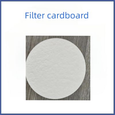 Filter cardboard for filtering liquids