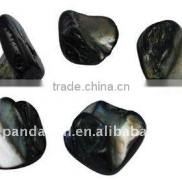 Freshwater Shell Beads, Dyed, Black, about 10~20x12~18x5~9mm, hole: 1mm, about 320pcs/500g(BSHE-S028-4)