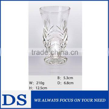 Wine goblet , diamond glass drinking cup