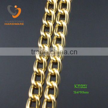 2.6-2.8mm thick light gold color curb shape chain 15.6*9.8mm