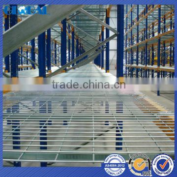Wire Mesh Decking Serious 005