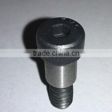 Alloy steel DIN7379 Shoulder screw