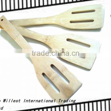 Bamboo cooking scoop