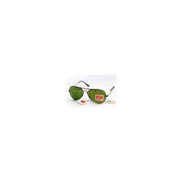 Ray-Ban RB3025-Aviator Loghtgreen Lens Black Frame