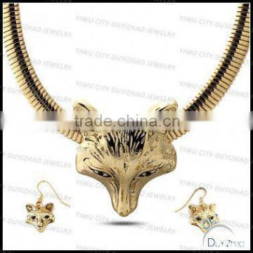 lady's jewelry gold fox omega necklace earring set