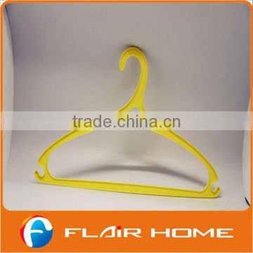 strong durable use plastic hanger