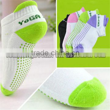 Sports Rubber Sole Terry Socks Anti Slip Pilates Barre Socks Rubber No-Slip Yoga Socks