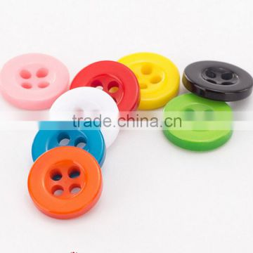Sewing Colored Plastic Button for Shirt